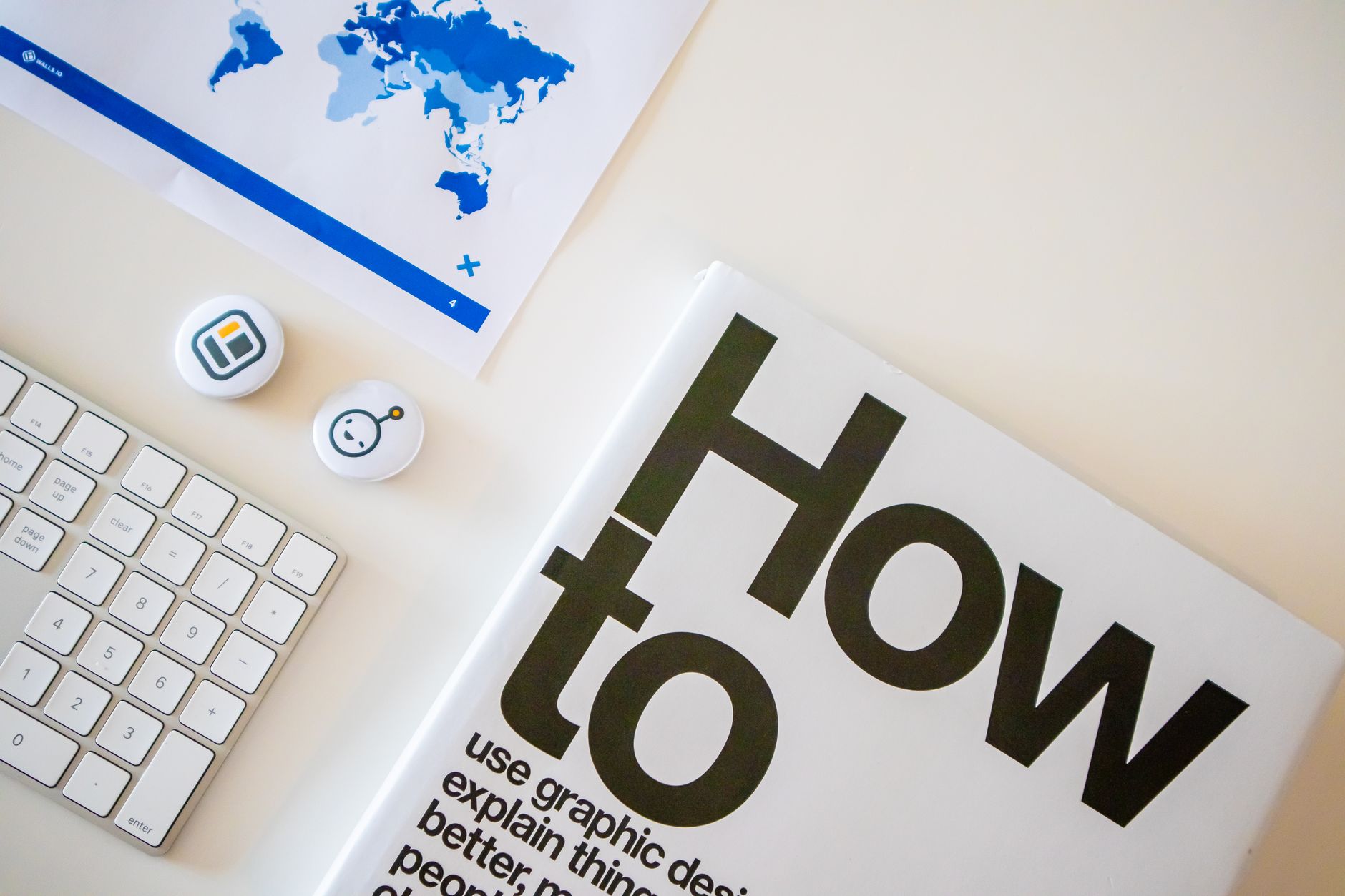 How to Add a Contact Form to Your Website: Step by Step (Photo: Walls.io / Pexels)