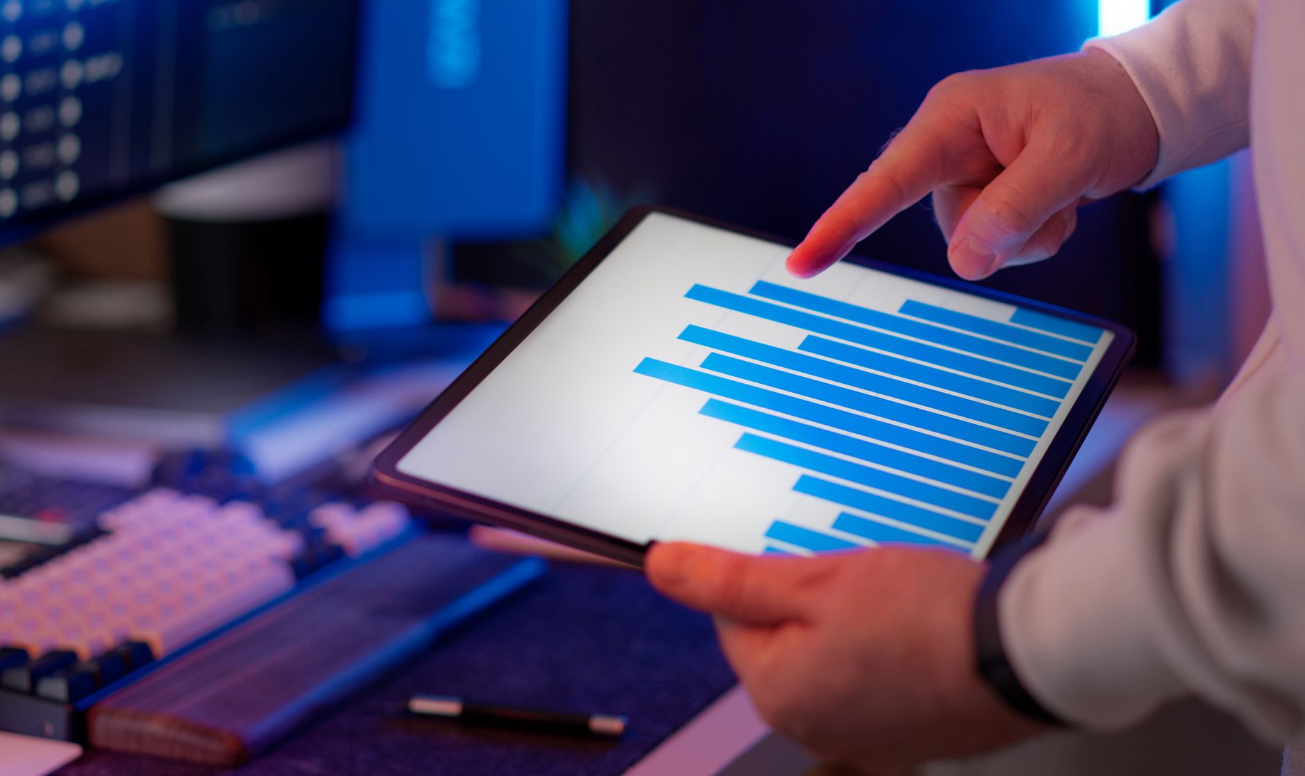 Android Tablet Comparison: Best Options for Shop Payments in 2026 (Photo: Jakub Zerdzicki / Pexels)